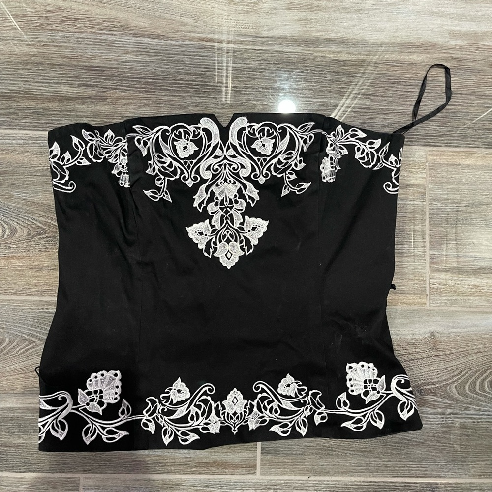 White House black market tube top.